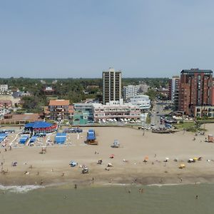 Atlantico Hotel